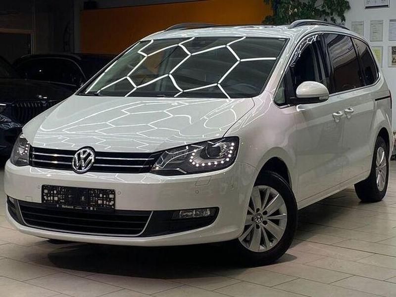 Gebraucht VW Sharan Comfortline 177 PS (130 kW) 2013 Weiß Van / Kleinbus