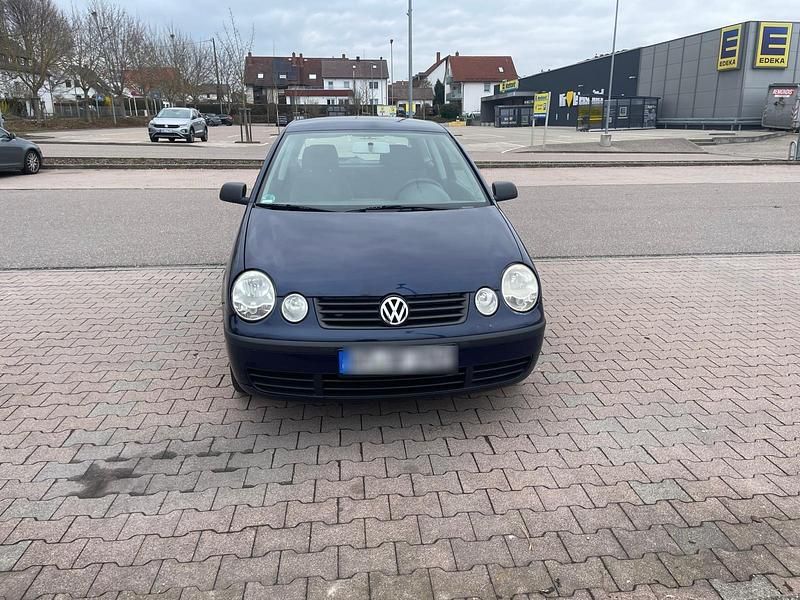 Gebraucht VW Polo 55 PS (40 kW) 2003 Blau Kleinwagen