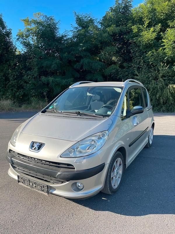 Silber Gebraucht 2006 Peugeot 1007 Kleinwagen | 1.149 € (Superpreis) - Bild 1/4