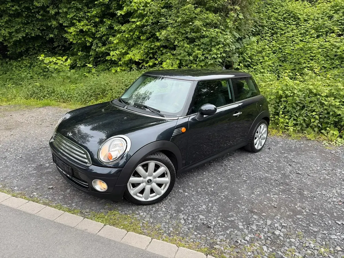 Gebraucht Mini Cooper 95 PS (69 kW) 2008 Schwarz Kleinwagen