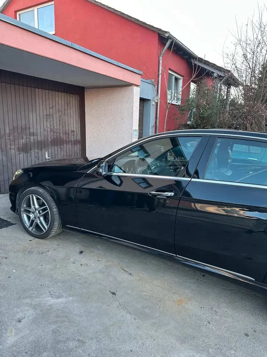 Gebraucht Mercedes E350 252 PS (185 kW) 2013 Schwarz Limousine