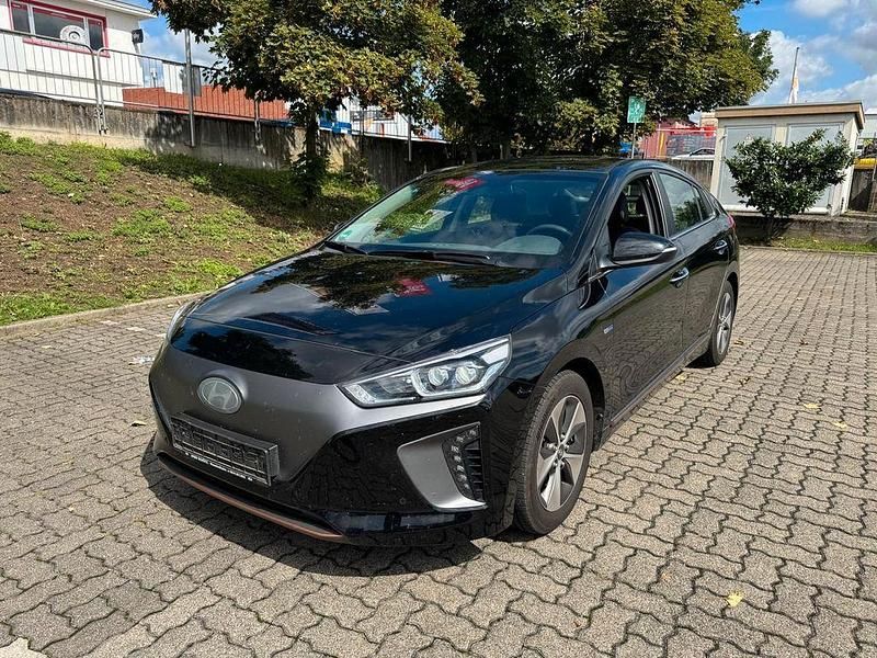 Schwarz Gebraucht 2019 Hyundai Ioniq Premium Limousine | 15.900 € (Fairer Preis) - Bild 1/4