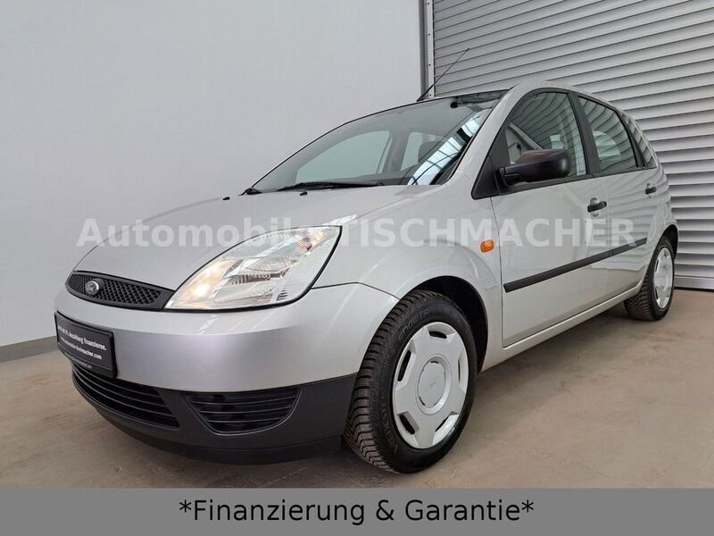 Silber Gebraucht 2004 Ford Fiesta Kleinwagen | 4.995 € - Bild 1/4