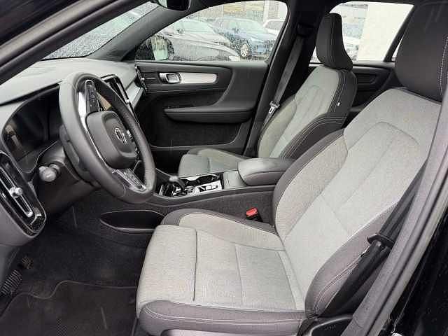 Gebraucht Volvo XC40 120 PS (88 kW) 2023 SUV