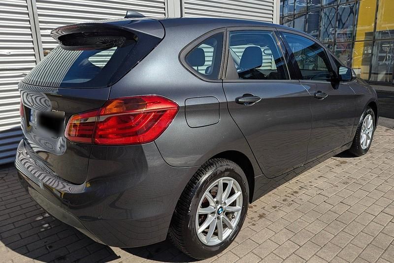 Gebraucht BMW 218 Active Tourer 136 PS (100 kW) 2015 Grau Van / Kleinbus