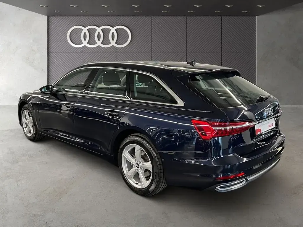 Gebraucht Audi A6 Sport 204 PS (150 kW) 2023 Firmamentblau metallic Kombi