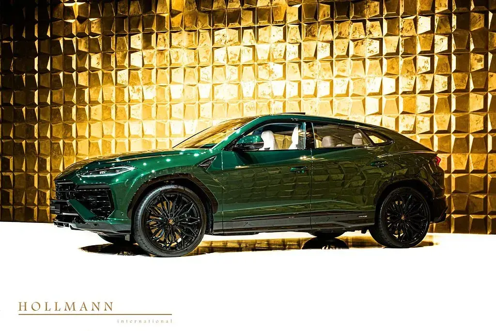 Neu Lamborghini Urus 799 PS (587 kW) 2026 Grün SUV