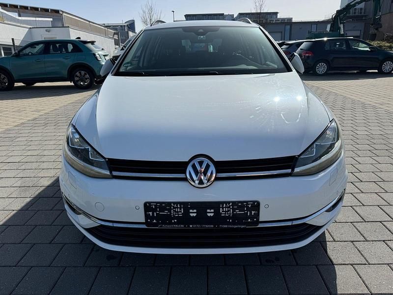 Gebraucht VW Golf VII United 150 PS (110 kW) 2020 Weiß Kombi