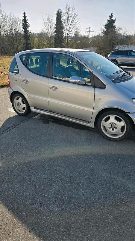 Gebraucht Mercedes A210 140 PS (102 kW) 2002 Silber Kleinwagen