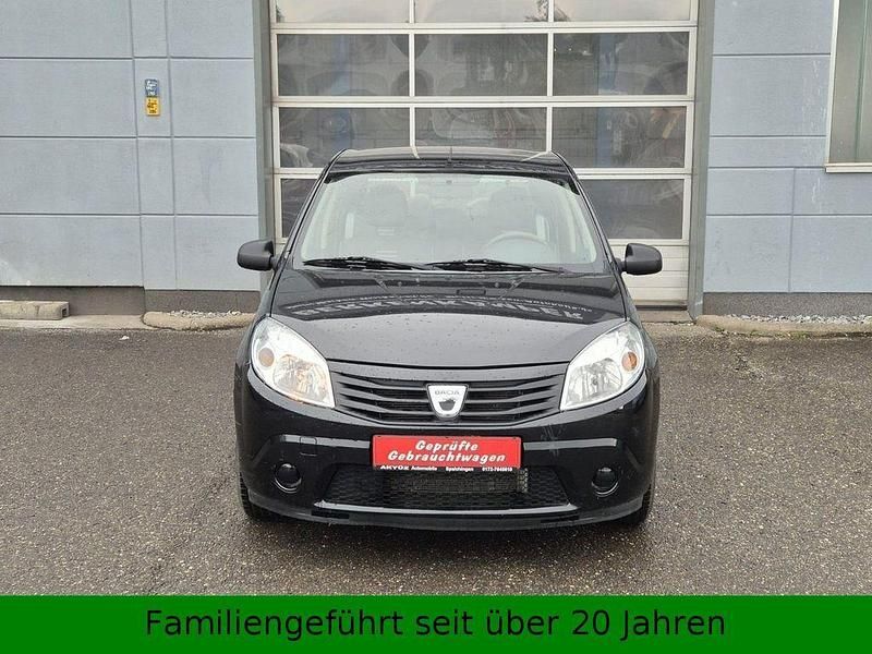 Gebraucht Dacia Sandero 75 PS (55 kW) 2012 Schwarz Kleinwagen
