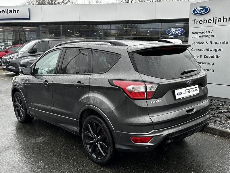 Gebraucht Ford Kuga ST-Line 150 PS (110 kW) 2019 Magneticgr (grau) (metallic) SUV