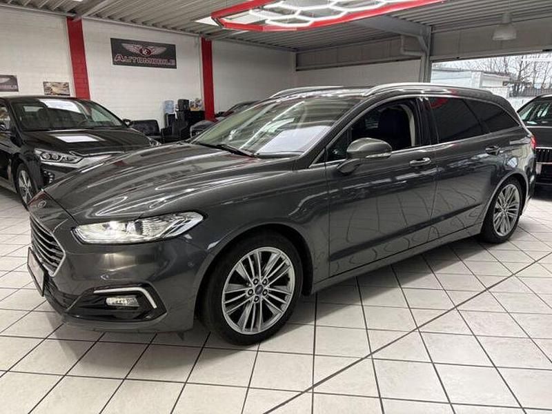 Gebraucht Ford Mondeo Titanium 150 PS (110 kW) 2020 Grau Kombi