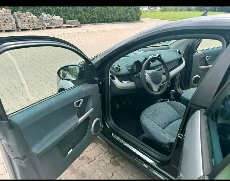 Usata Smart ForFour 95 CV (69 kW) 2006 Argento Utilitaria
