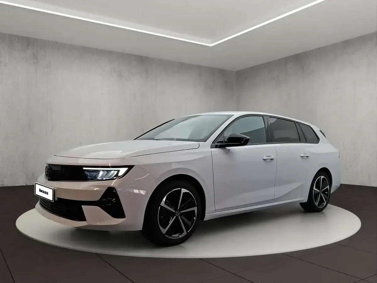 Gebraucht Opel Astra 131 PS (96 kW) 2024 Kleinwagen
