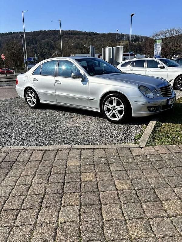 Gebraucht Mercedes E280 Avantgarde 190 PS (139 kW) 2008 Silber Limousine