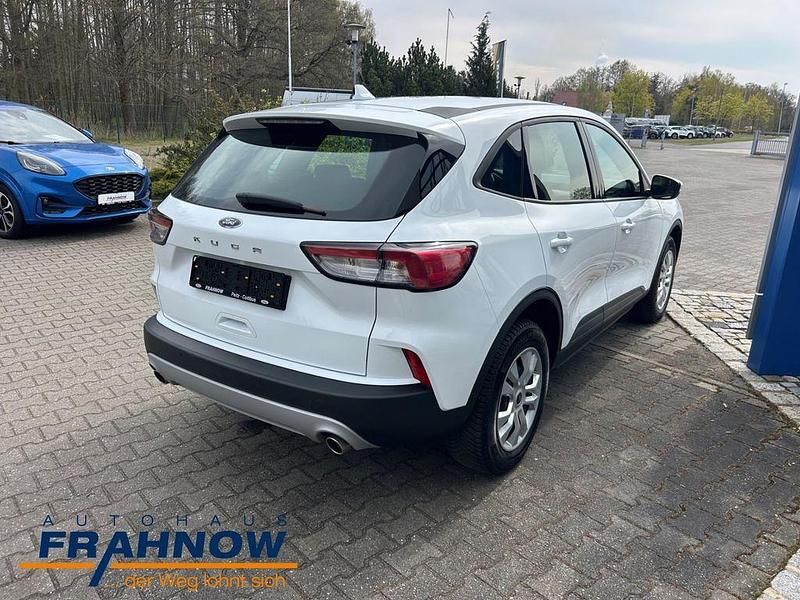 Occasion Ford Kuga Cool & Connect 150 ch (110 kW) 2023 Blanc SUV