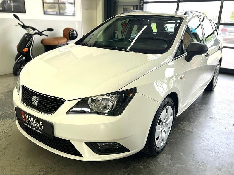 Weiß Gebraucht 2015 Seat Ibiza Reference Limousine | 3.999 € (Superpreis) - Bild 1/3