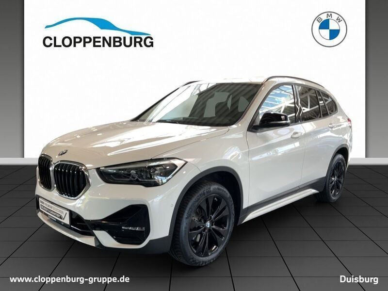 Weiß Gebraucht 2023 BMW X1 Sport Line SUV | 33.990 € (Superpreis) - Bild 1/4
