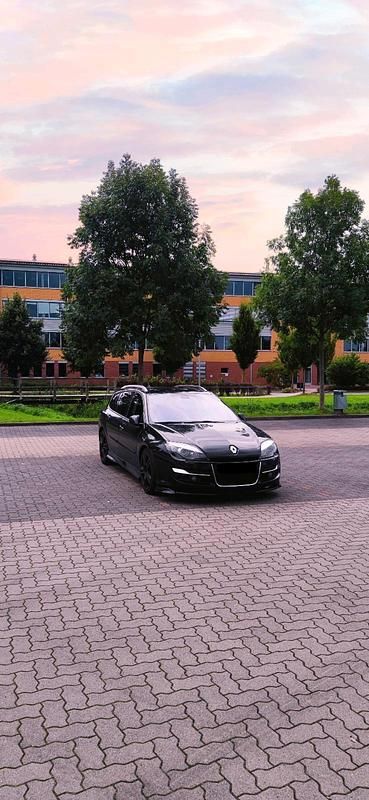 Schwarz Gebraucht 2013 Renault Laguna III Initiale Paris Kombi | 6.400 € - Bild 1/4