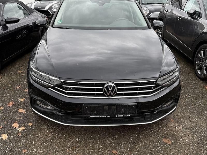 Deep black Gebraucht 2021 VW Passat Business Limousine | 19.890 € (Guter Preis) - Bild 1/4