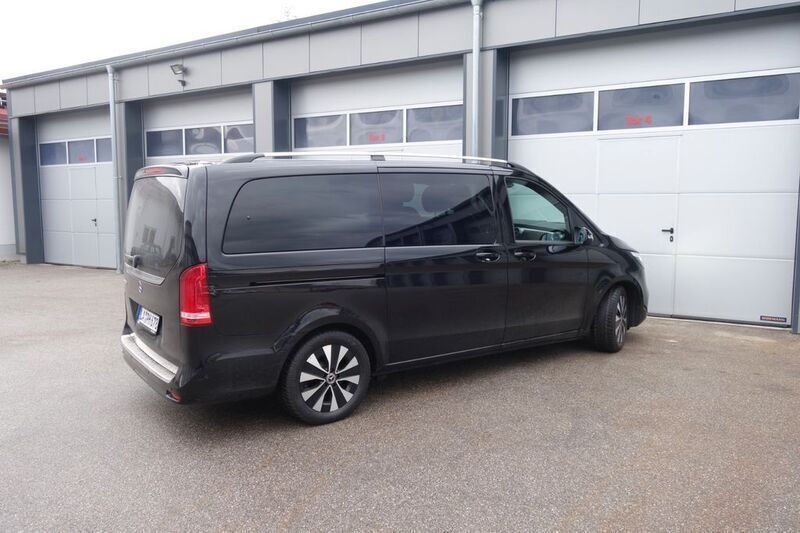 Gebraucht Mercedes V250 Sport 190 PS (139 kW) 2021 Schwarz Van / Kleinbus