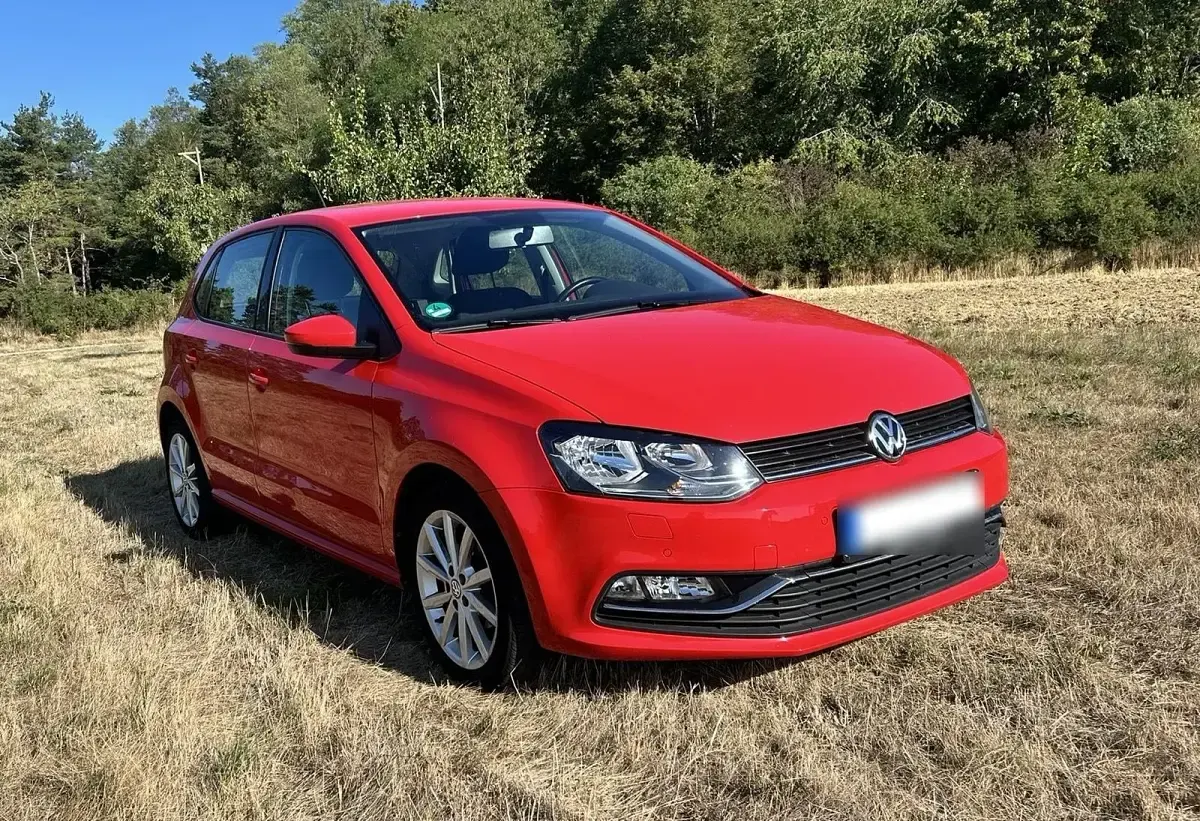 Gebraucht VW Polo Highline 90 PS (66 kW) 2015 Rot Limousine