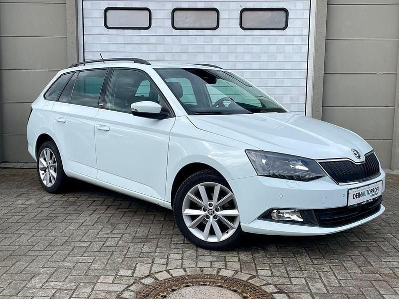 Gebraucht Skoda Fabia Joy 90 PS (66 kW) 2016 Weiß Kombi