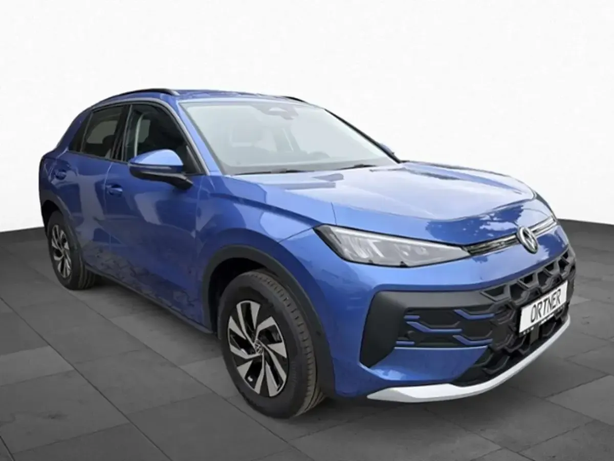 Neu VW T-Roc Life 116 PS (85 kW) 2026 Celestialbluemet SUV