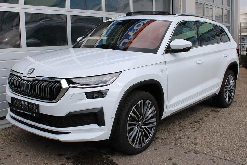 Weiß Gebraucht 2022 Skoda Kodiaq LAURIN & KLEMENT SUV | 35.980 € (Teuer) - Bild 1/4
