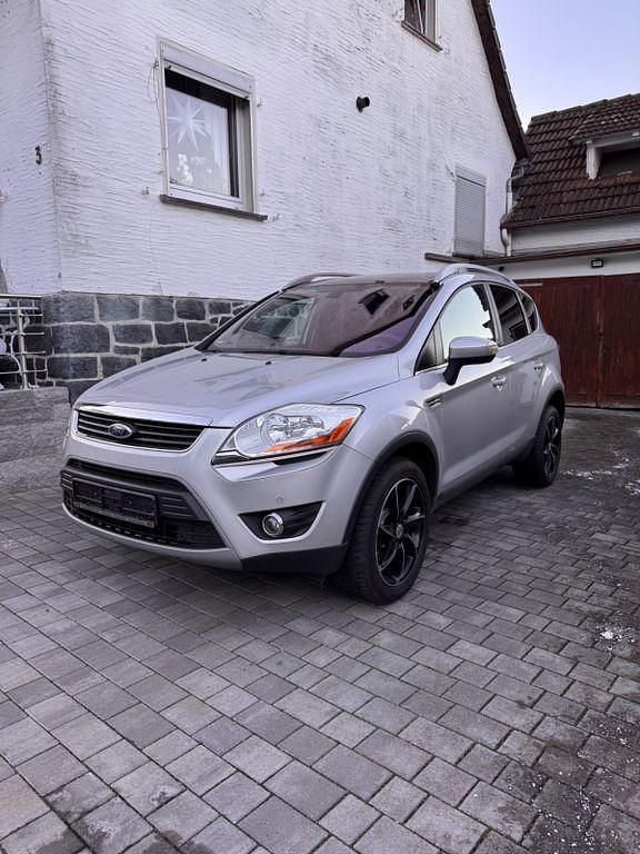 Gebraucht Ford Kuga 163 PS (119 kW) 2012 Silber SUV