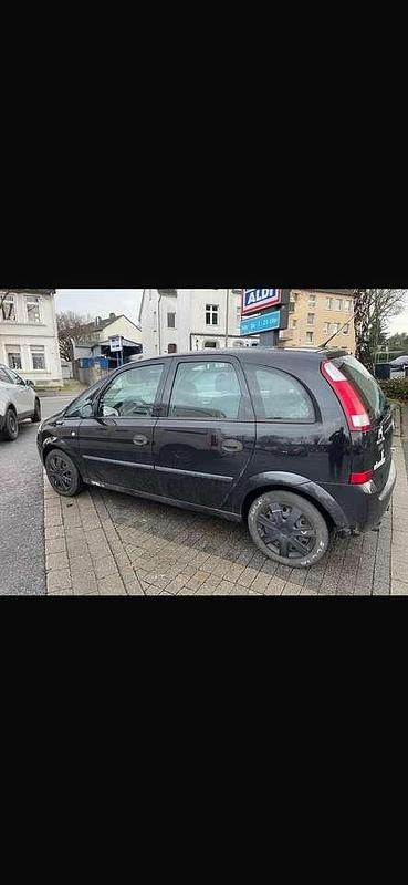 Gebraucht Opel Meriva Essentia 101 PS (74 kW) 2003 Van / Kleinbus