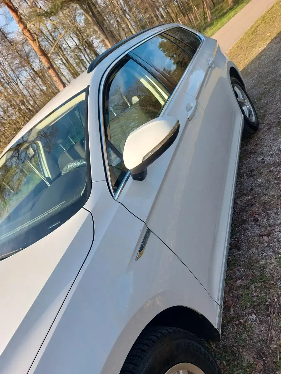 Gebraucht VW Passat 120 PS (88 kW) 2016 Weiß Kombi