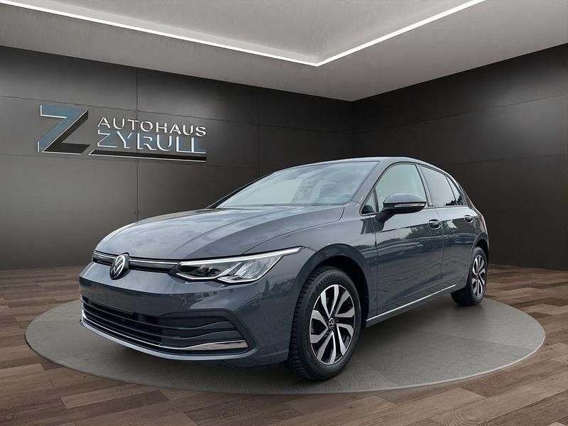 Grau Gebraucht 2021 VW Golf VIII Active Limousine | 19.990 € (Fairer Preis) - Bild 1/4