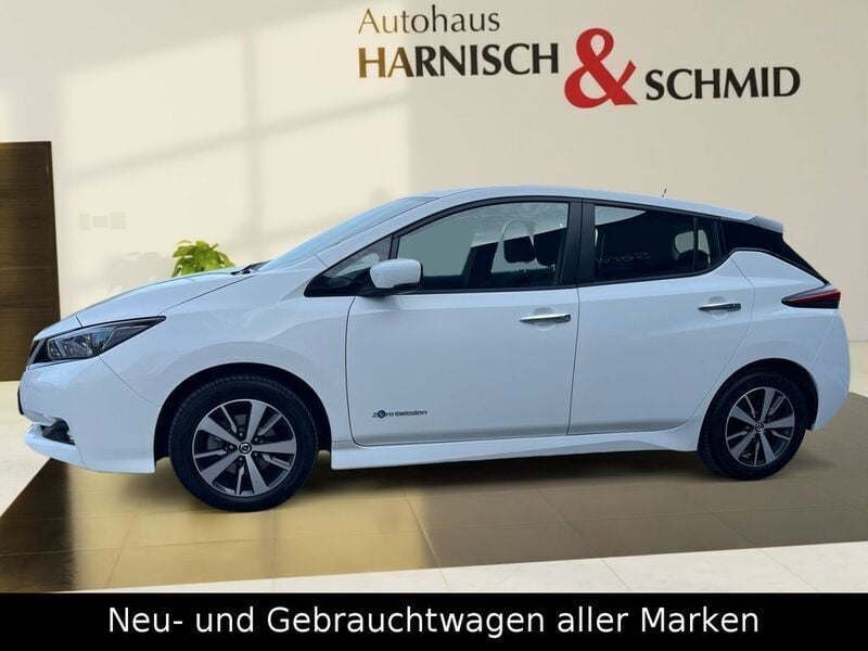 Gebraucht Nissan Leaf 360º 110 kW (150 PS) 2019 Solid white Kleinwagen