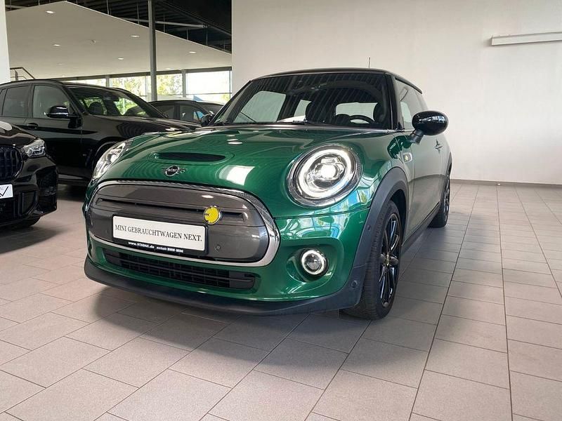 Grün Gebraucht 2020 Mini Cooper SE Kleinwagen | 16.800 € (Fairer Preis) - Bild 1/4