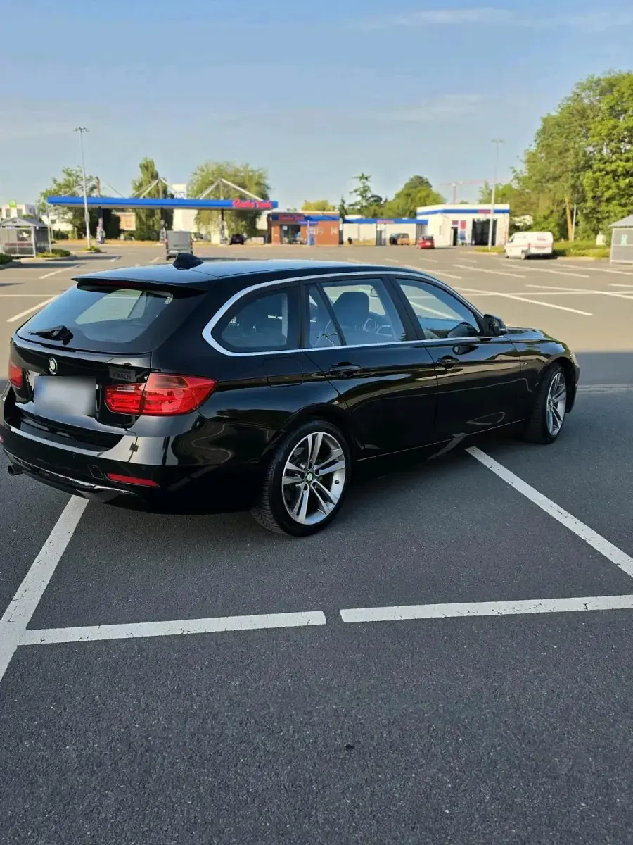 Gebraucht BMW 316 116 PS (85 kW) 2014 Schwarz Kombi