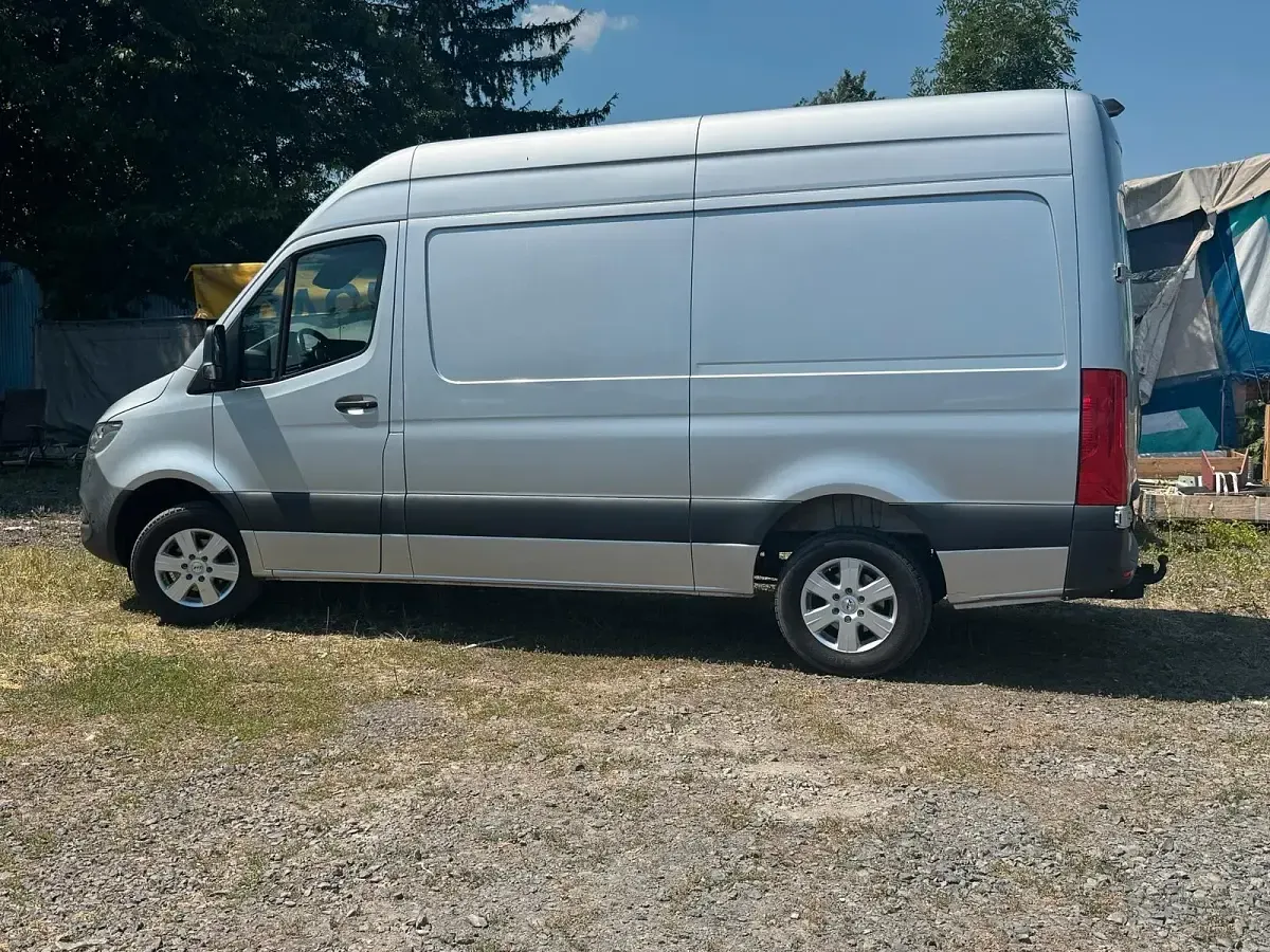 Gebraucht Mercedes Sprinter 163 PS (119 kW) 2019 Silber Van