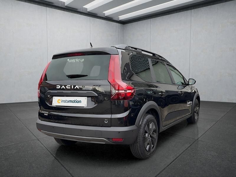 Gebraucht Dacia Jogger 94 PS (69 kW) 2025 Schwarz Van / Kleinbus