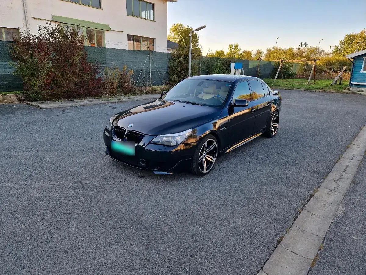 Gebraucht BMW 525 197 PS (144 kW) 2007 Andere farben Limousine