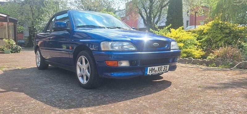 Blau Gebraucht 1994 Ford Escort Cabriolet Cabrio | 3.999 € - Bild 1/4