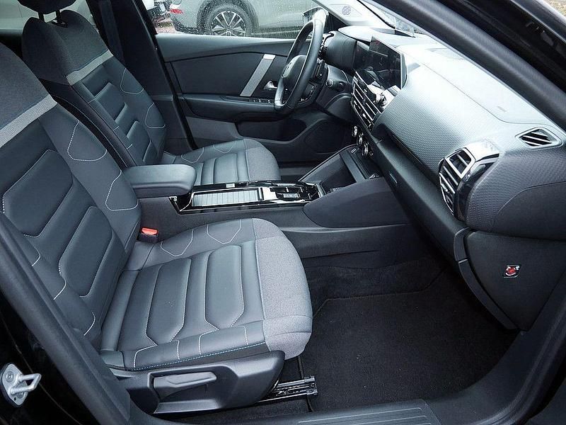 Gebraucht Citroën C4 PureTech 131 PS (96 kW) 2023 Schwarz SUV