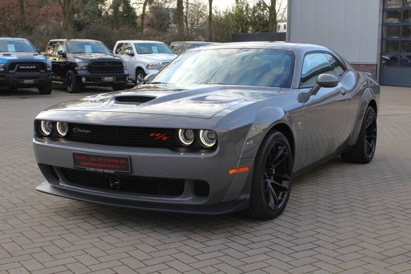Grau Neu 2025 Dodge Challenger Coupé | 69.900 € (Teuer) - Bild 1/4