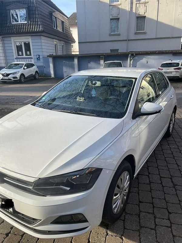 Gebraucht VW Polo Comfortline 65 PS (47 kW) 2019 Limousine