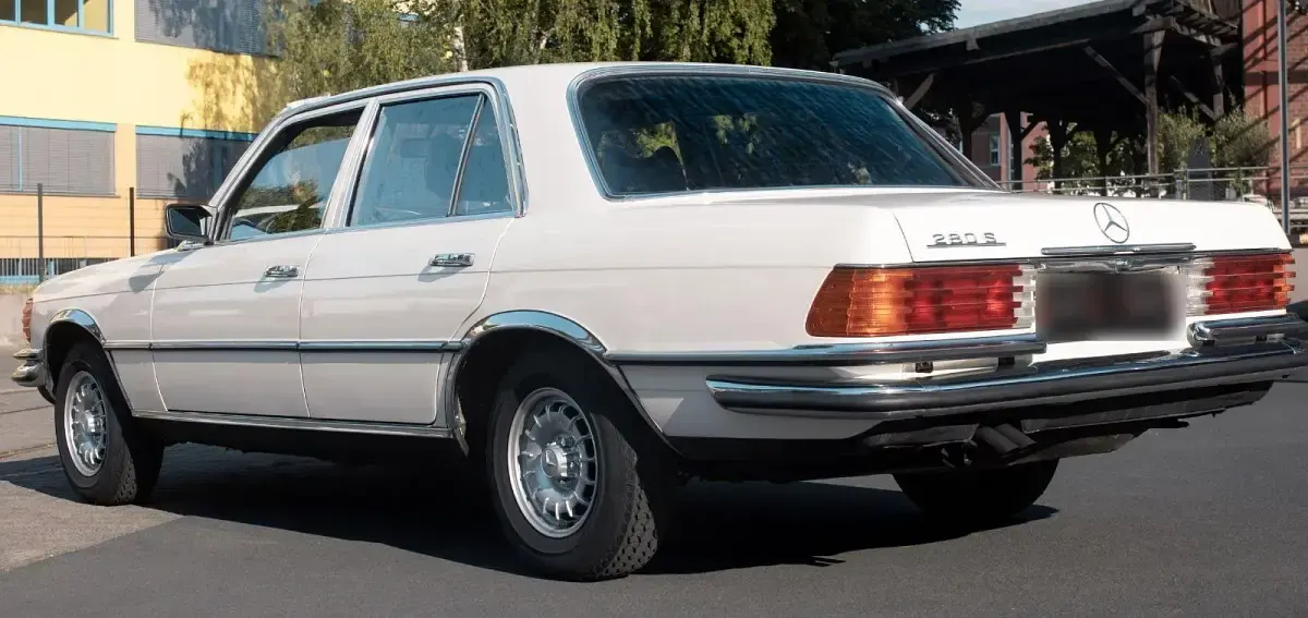 Gebraucht Mercedes S280 156 PS (114 kW) 1974 Weiß Limousine