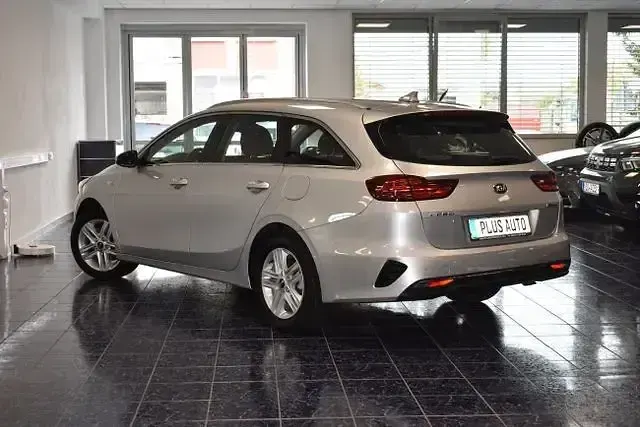 Gebraucht Kia Ceed Sportswagon Vision 116 PS (85 kW) 2020 Sparklingsilber Kombi