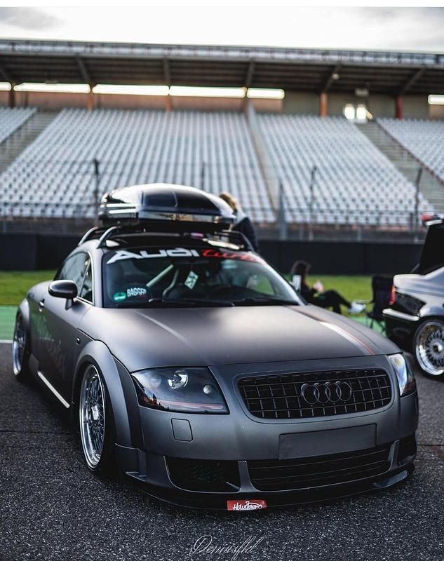 Second-hand Audi TT 210 CP (154 kW) 1999 Argintiu Coupe