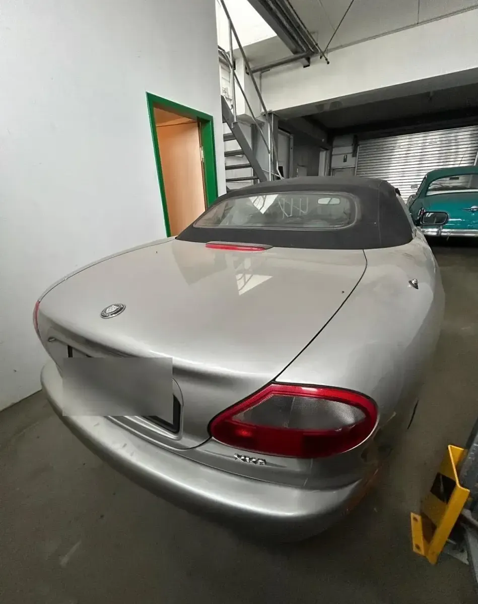 Gebraucht Jaguar XK8 1998 Silber Cabrio