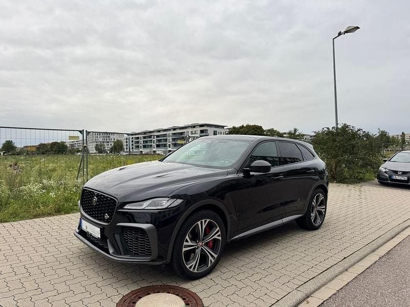 Schwarz Gebraucht 2022 Jaguar F-Pace SVR SUV | 59.500 € (Fairer Preis) - Bild 1/4