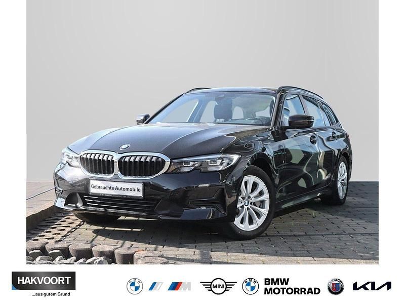 Black sapphire Gebraucht 2021 BMW 330e Advantage Kombi | 25.940 € (Guter Preis) - Bild 1/4