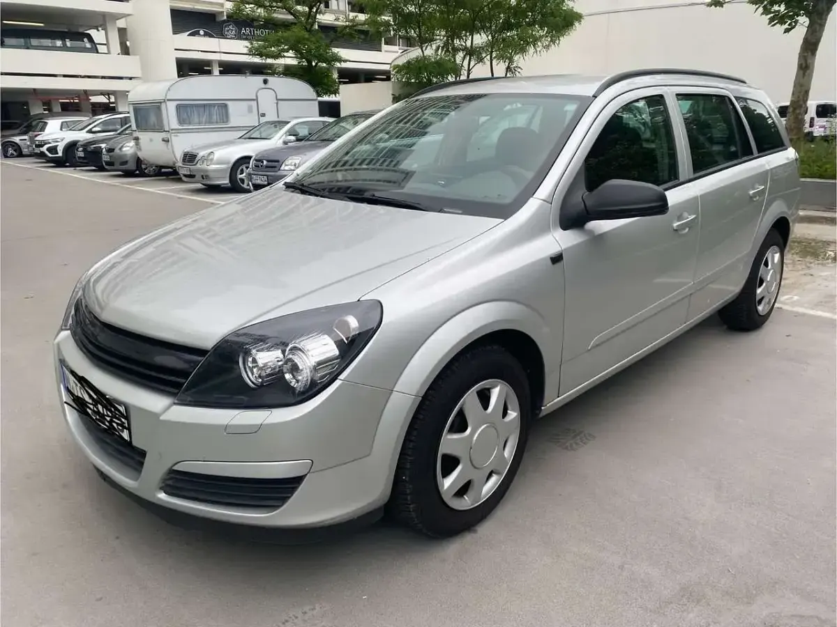 Używany Opel Astra 125 KM (91 kW) 2005 Szary Kombi
